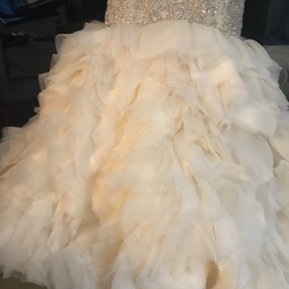 Danielle Caprese Bridal Gown - Picture 8 of 8